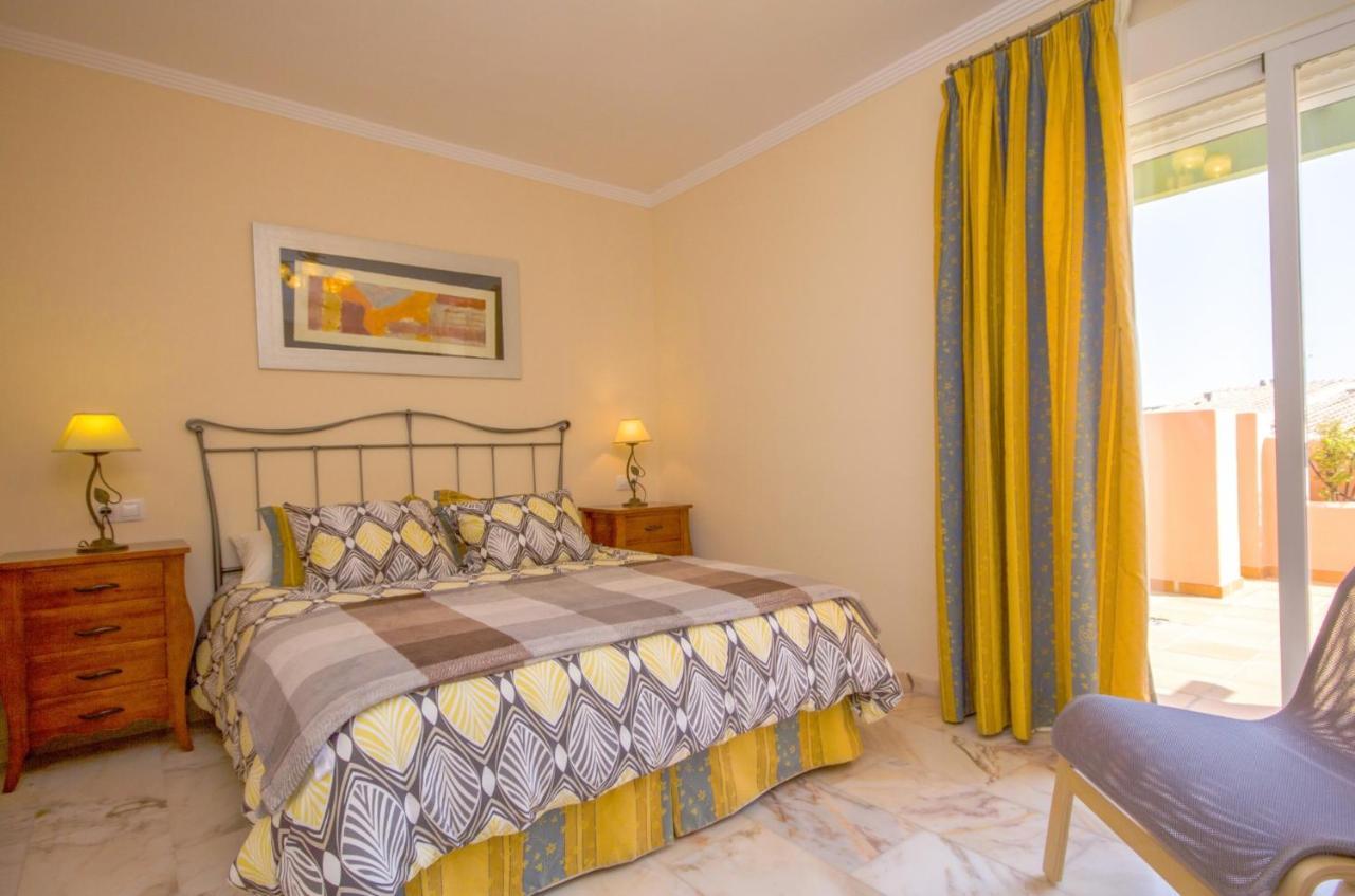 Albi B&B Burriana Beach Nerja Exterior foto